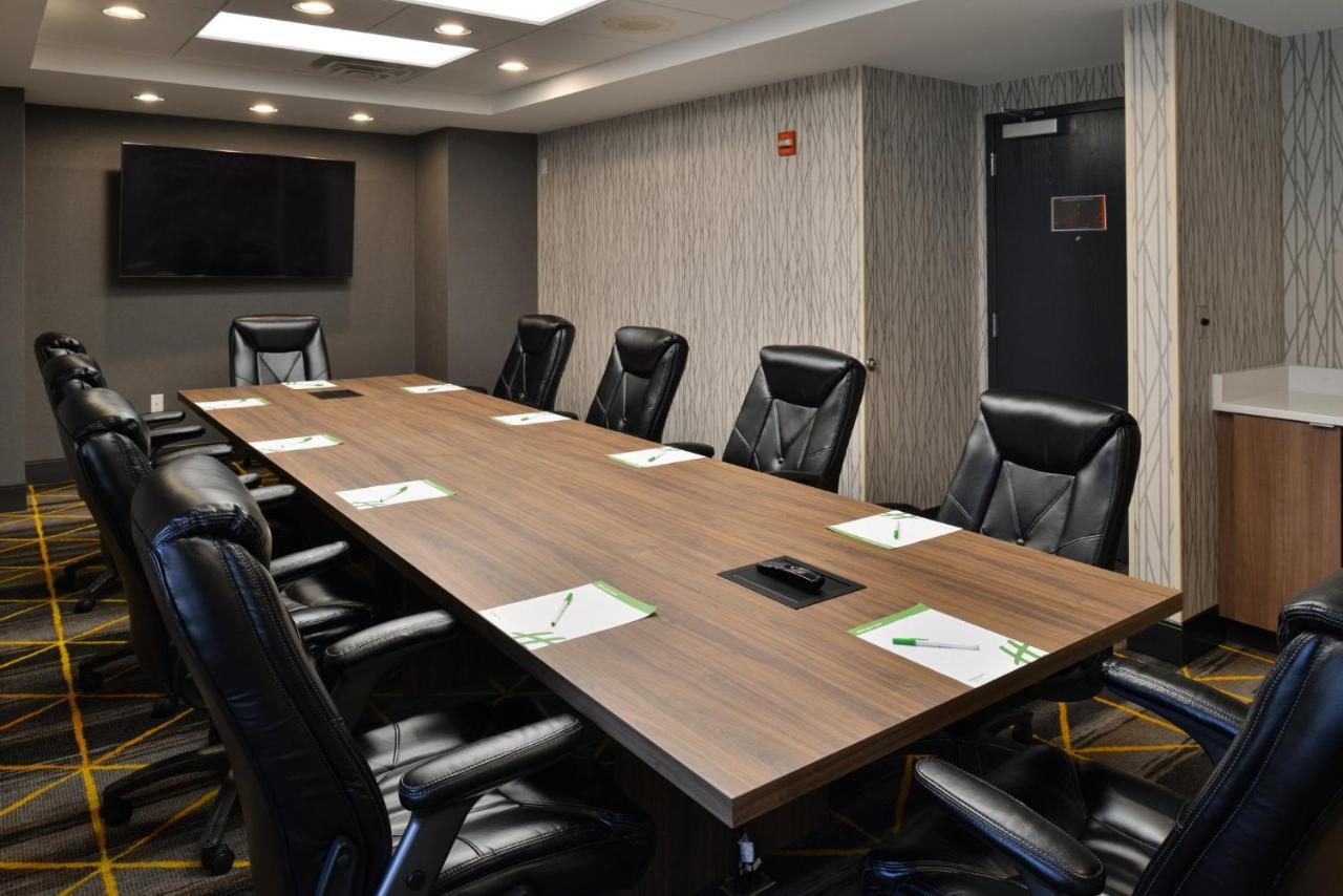 Holiday Inn Hotel & Suites Overland Park-Convention Center By Ihg Екстер'єр фото